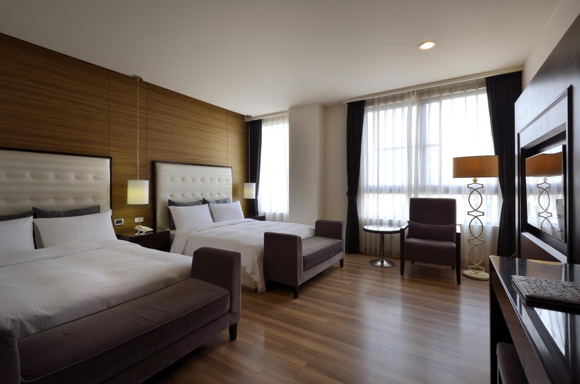 Hotel Modern Puli Quarto foto