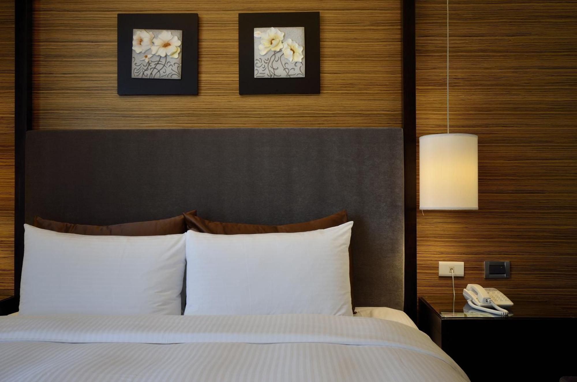 Hotel Modern Puli Quarto foto